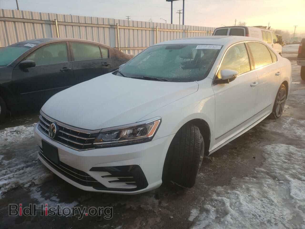 2016 VOLKSWAGEN PASSAT - VIN: 1VWAT7A34GC068076 - Фото 2