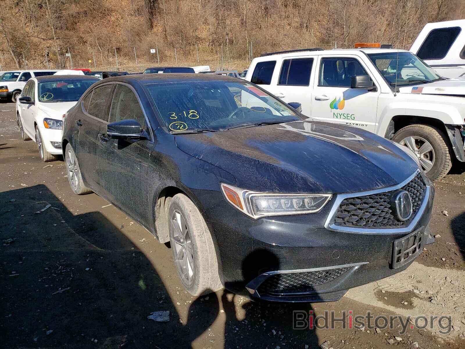 Фотография 19UUB1F57JA003916 - ACURA TLX 2018