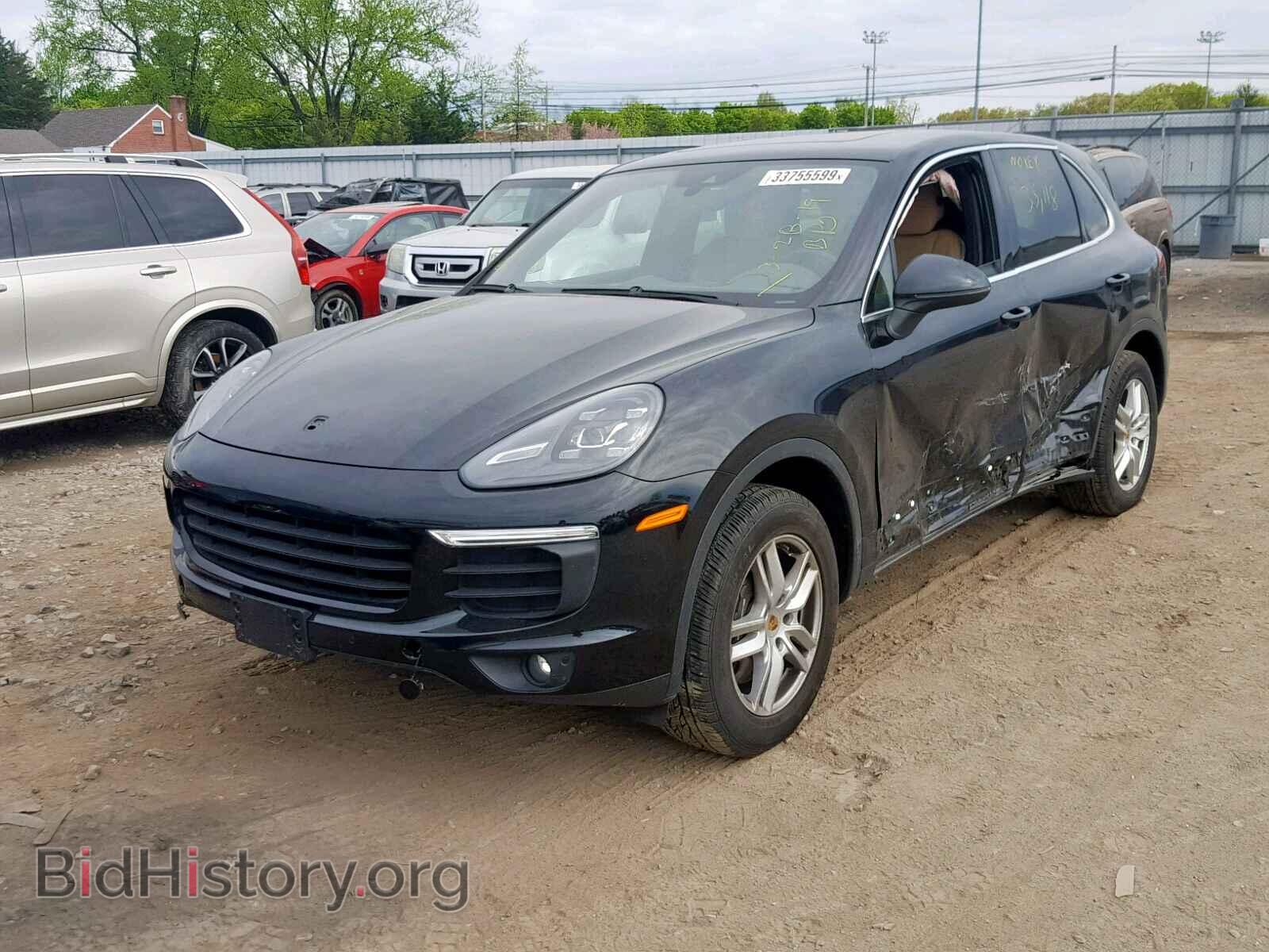 2016 PORSCHE CAYENNE - VIN: WP1AA2A20GKA36121 - Photo 2
