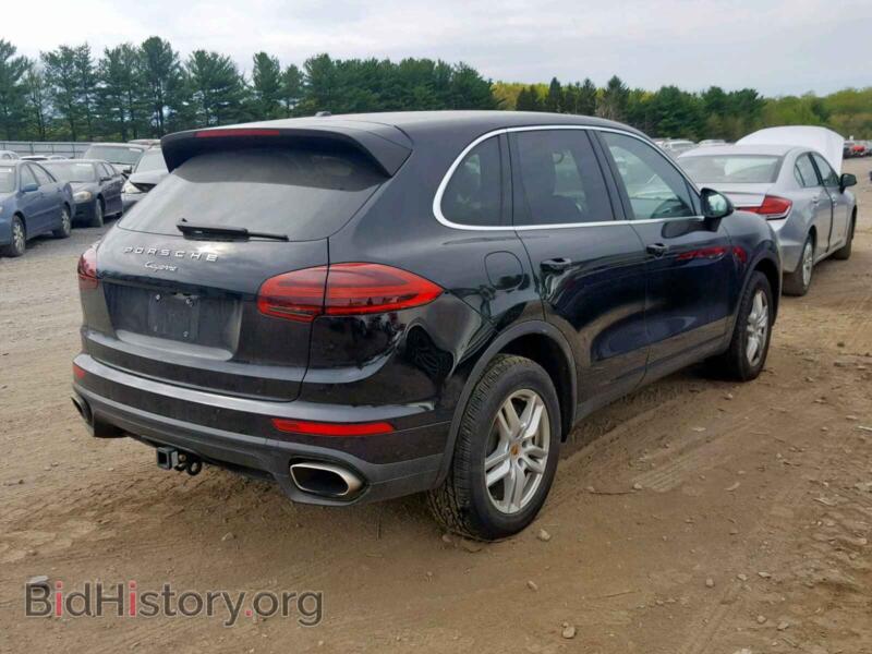 2016 Porsche CAYENNE (VIN WP1AA2A20GKA36121) — фото 4 из 10