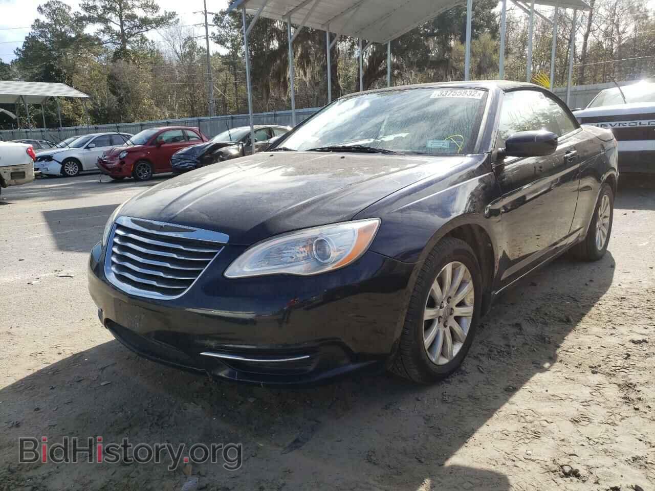 2011 CHRYSLER 200 - VIN: 1C3BC2EB7BN532507 - Фото 2