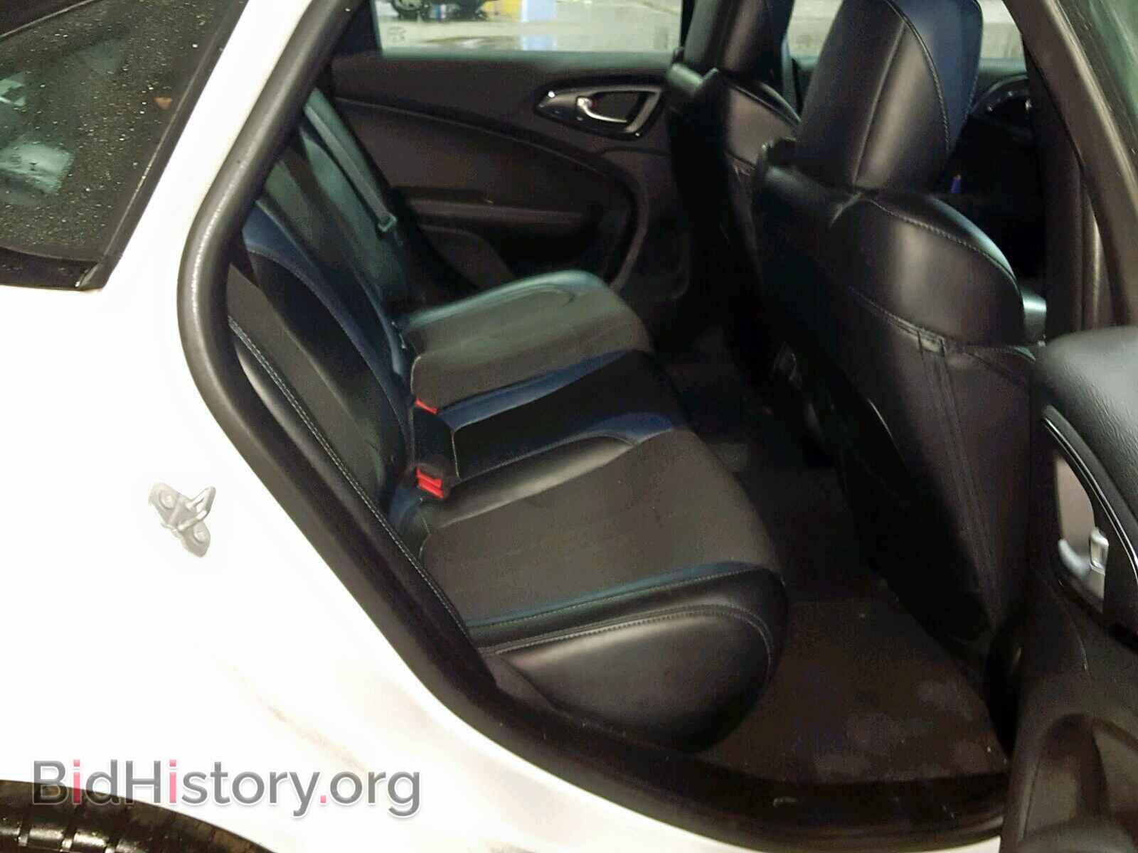 2016 CHRYSLER 200 - VIN: 1C3CCCBG7GN111260 - Фото 6