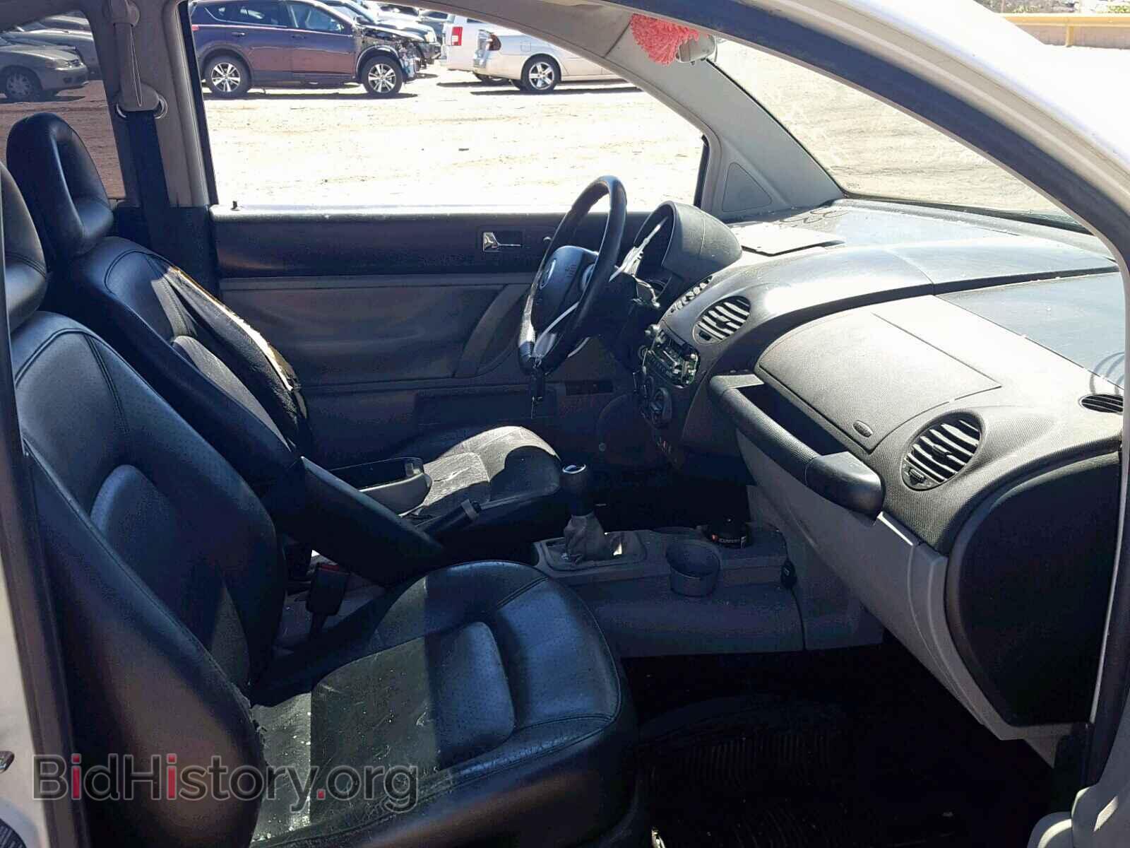 2000 VOLKSWAGEN BEETLE - VIN: 3VWDD21C2YM428815 - Фото 5