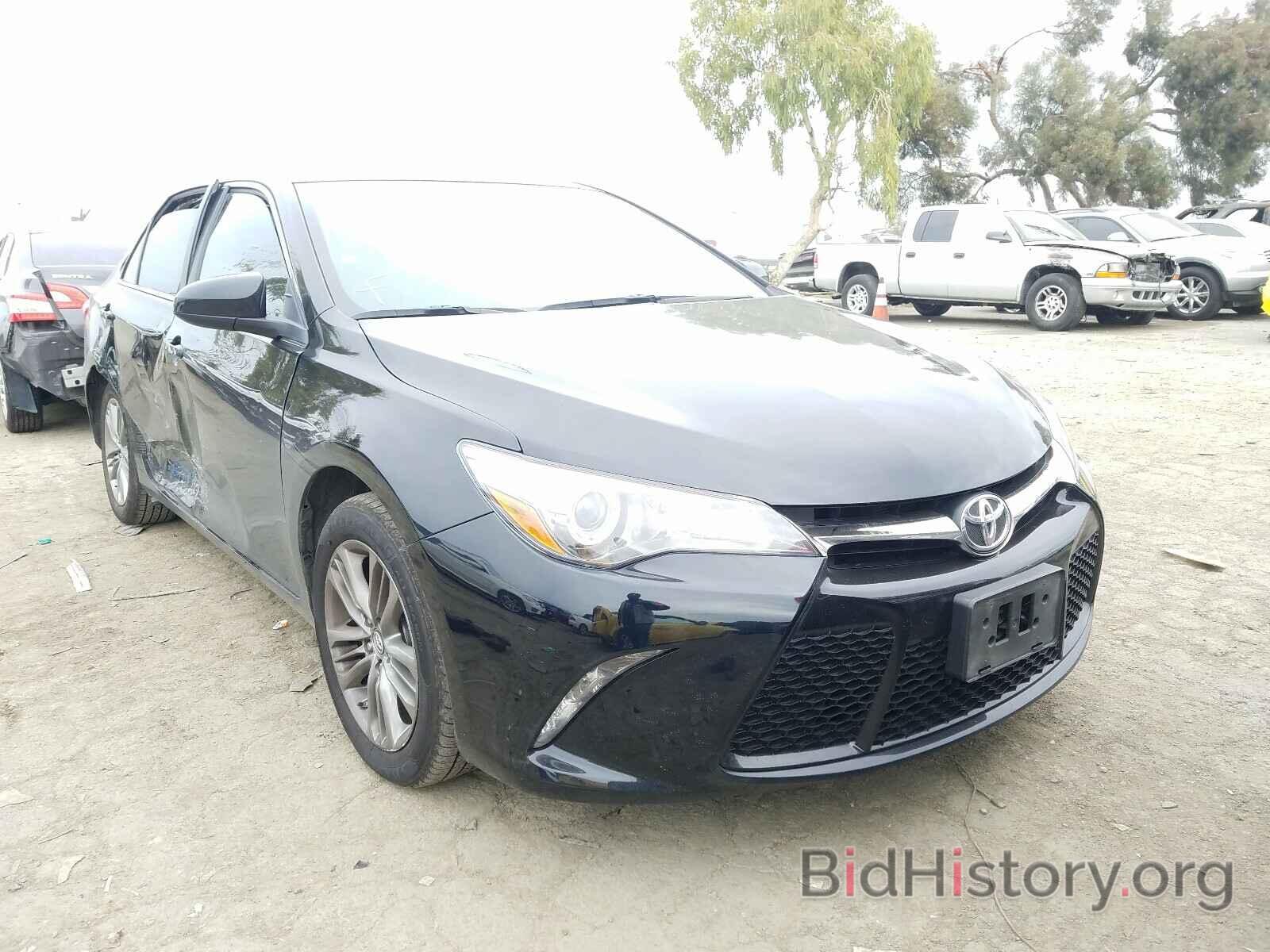 Photo 4T1BF1FK2HU673796 - TOYOTA CAMRY 2017