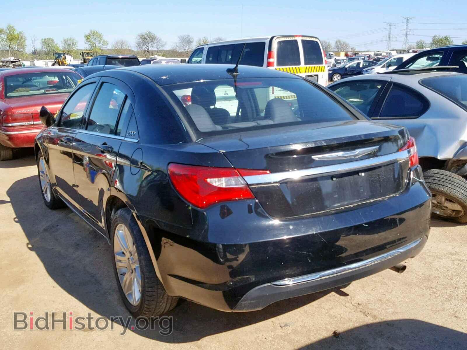 2013 CHRYSLER 200 - VIN: 1C3CCBAB0DN670225 - Photo 3