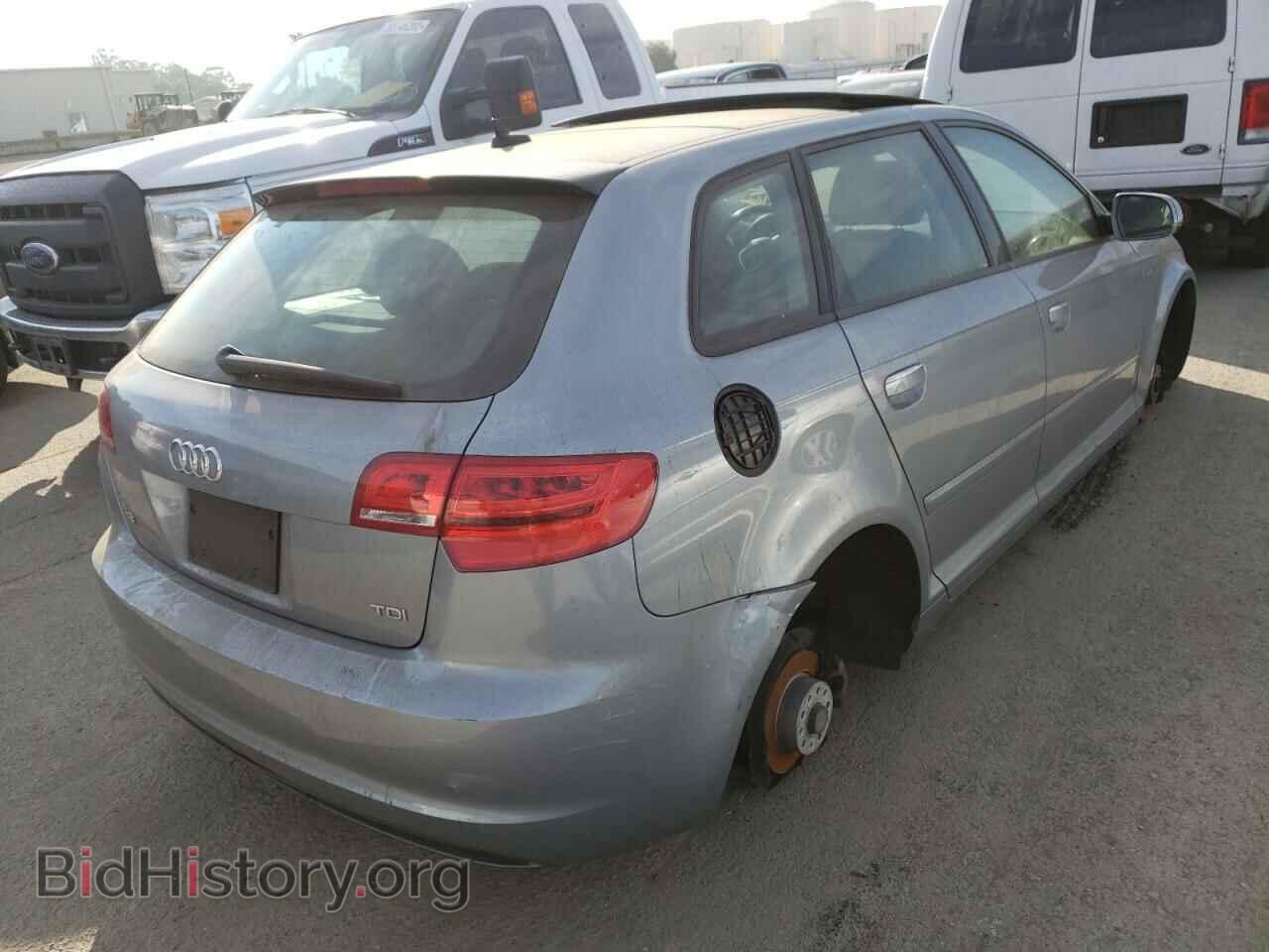 2012 AUDI A3 - VIN: WAUBJAFM2CA098207 - Photo 4
