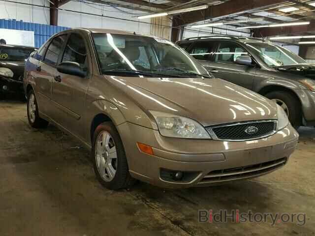 Photo 1FAFP34N85W181338 - FORD FOCUS 2005