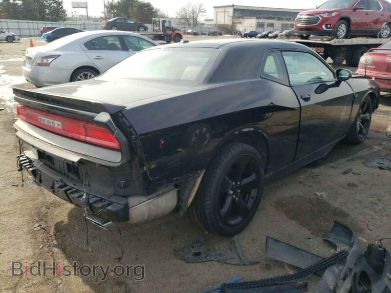 2014 Dodge CHALLENGER (VIN 2C3CDYBTXEH100444) — photo 4 of 10