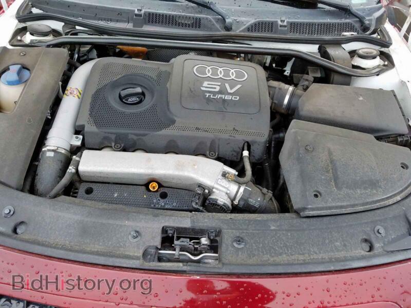 2002 Audi TT (VIN TRUUT28N221037574) — photo 7 of 10