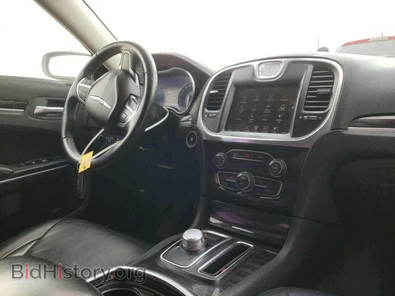 2015 CHRYSLER 300 - VIN: 2C3CCAAG7FH833065 - Фото 9