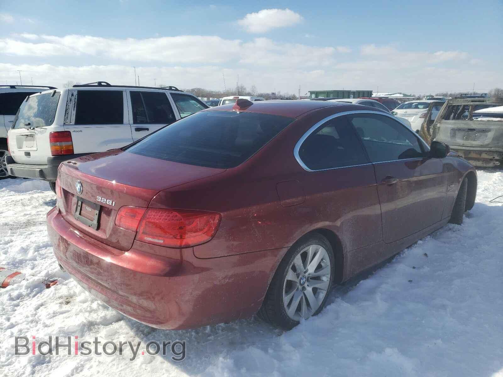 2012 BMW 3 SERIES - VIN: WBAKF3C53CE793587 - Фото 4