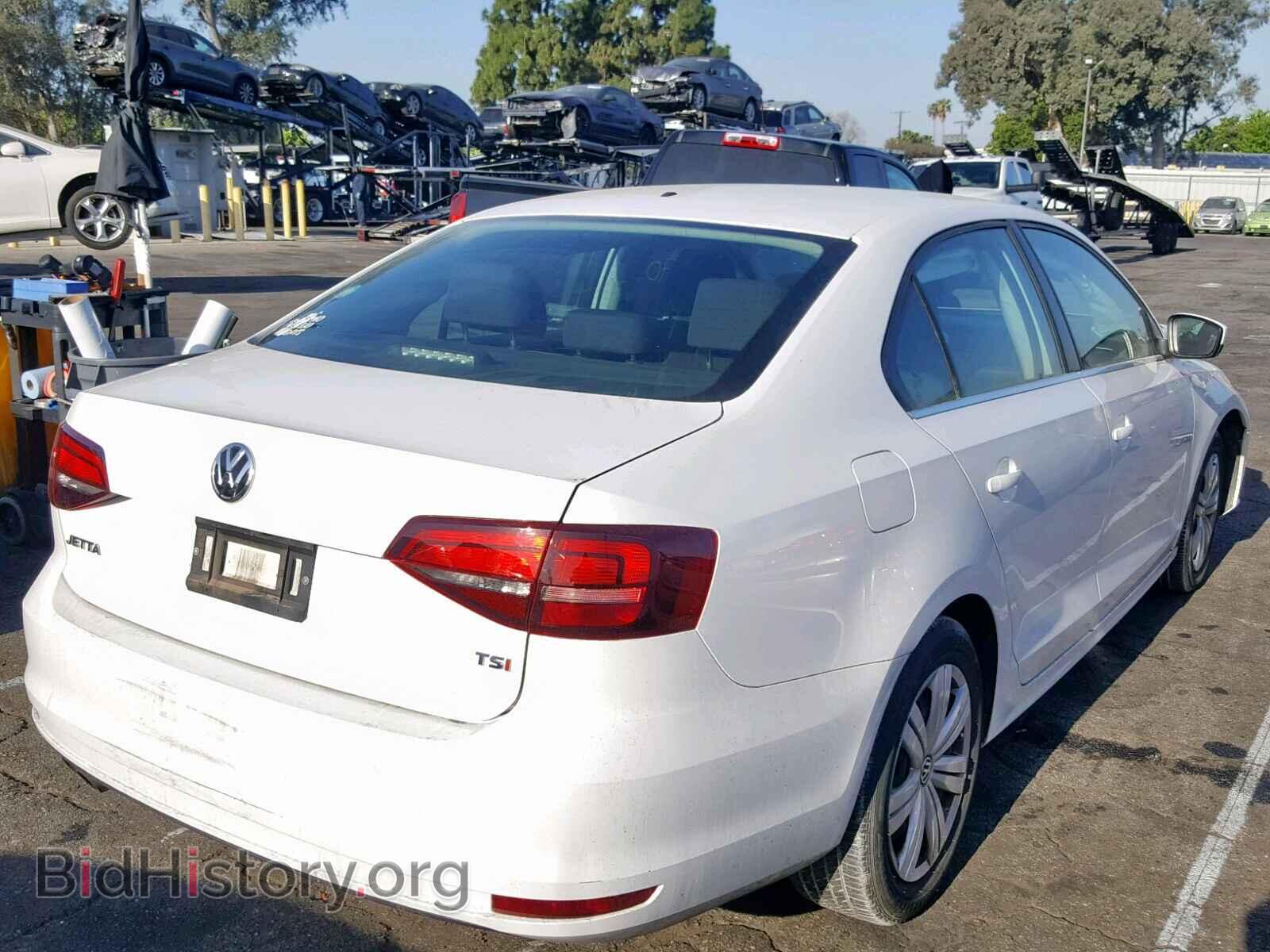 2017 VOLKSWAGEN JETTA - VIN: 3VW2B7AJ9HM278209 - Photo 4