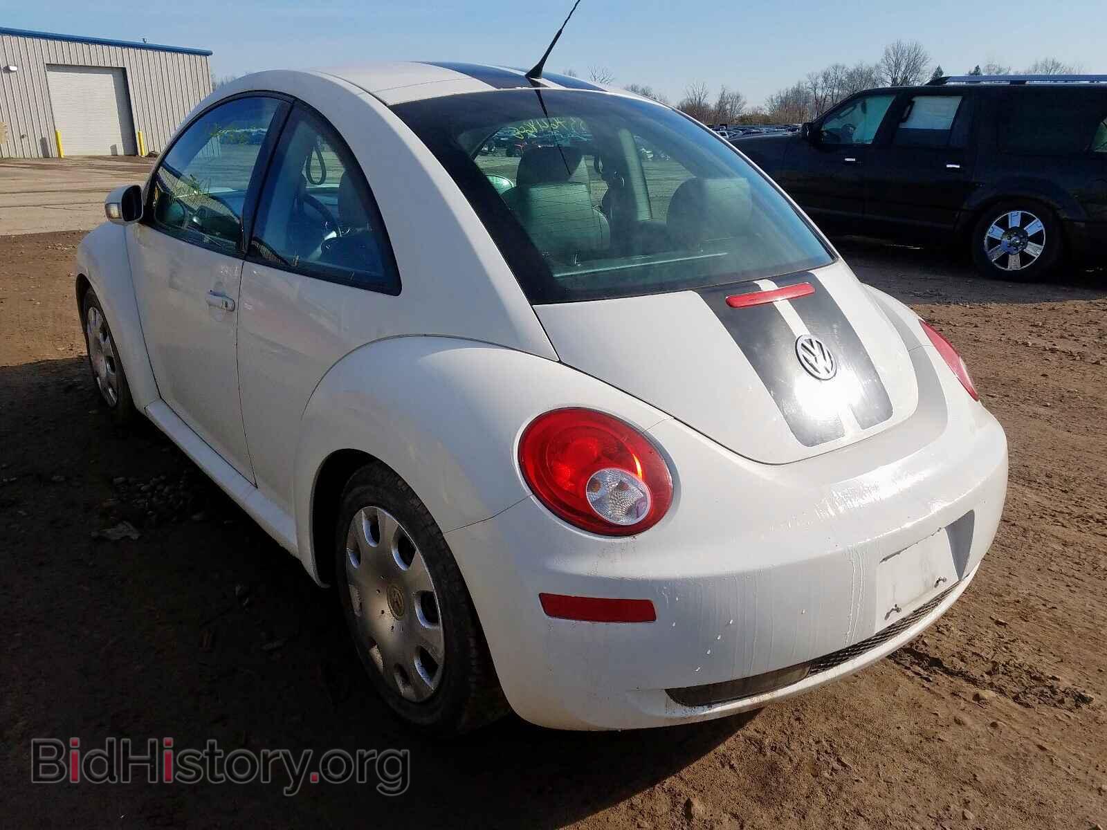 2010 VOLKSWAGEN BEETLE - VIN: 3VWPG3AG8AM014697 - Фото 3