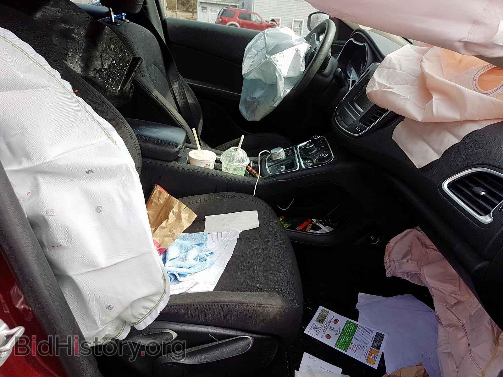 2015 CHRYSLER 200 - VIN: 1C3CCCAB3FN570144 - Фото 5