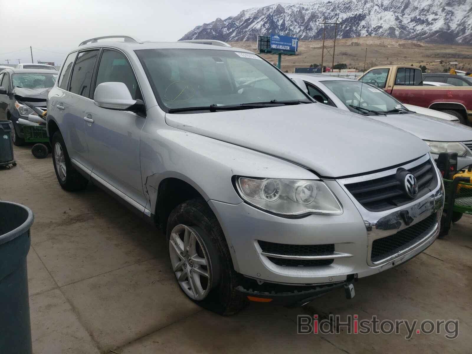 Фотография WVGBF7A94AD004023 - VOLKSWAGEN TOUAREG 2010