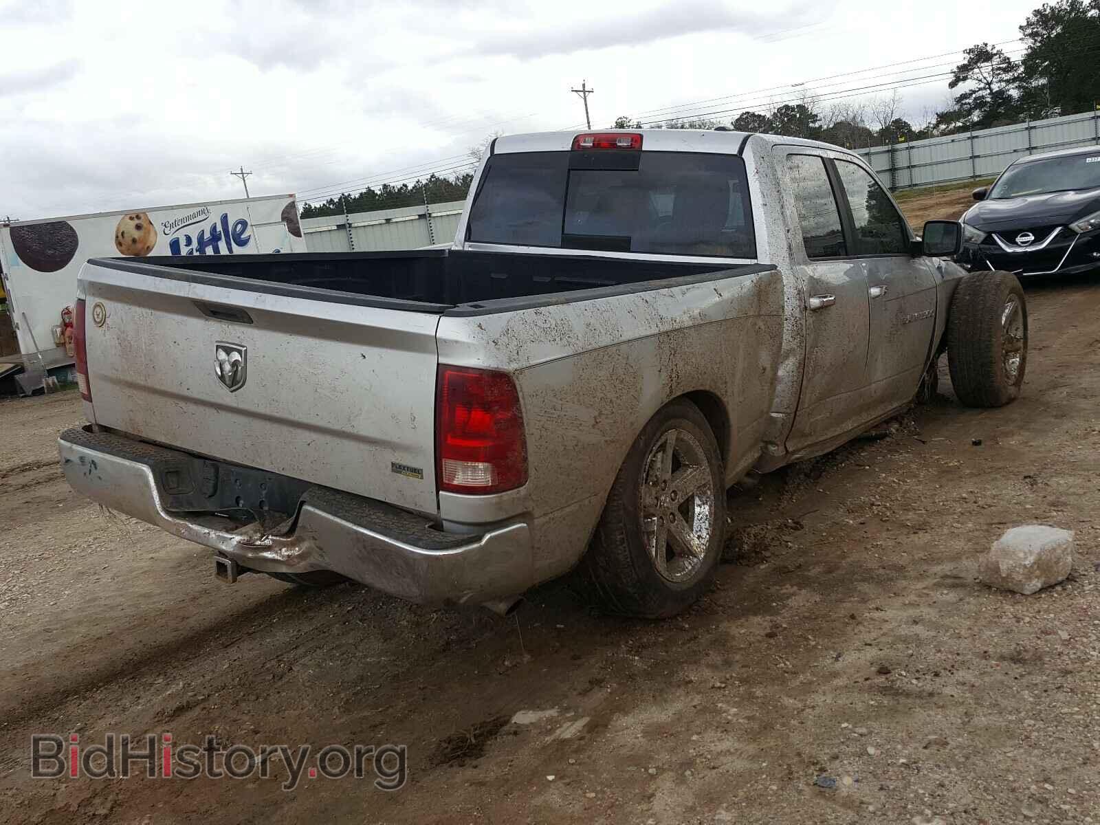 2011 DODGE RAM 1500 - VIN: 1D7RB1GP0BS637381 - Фото 4