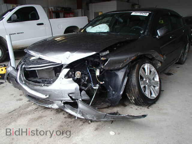 2013 CHRYSLER 200 - VIN: 1C3CCBBB7DN666073 - Фото 2