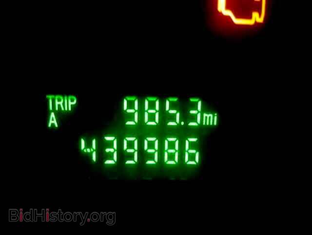 2011 FORD ECONOLINE - VIN: 1FTNE1EW2BDA32664 - Photo 8