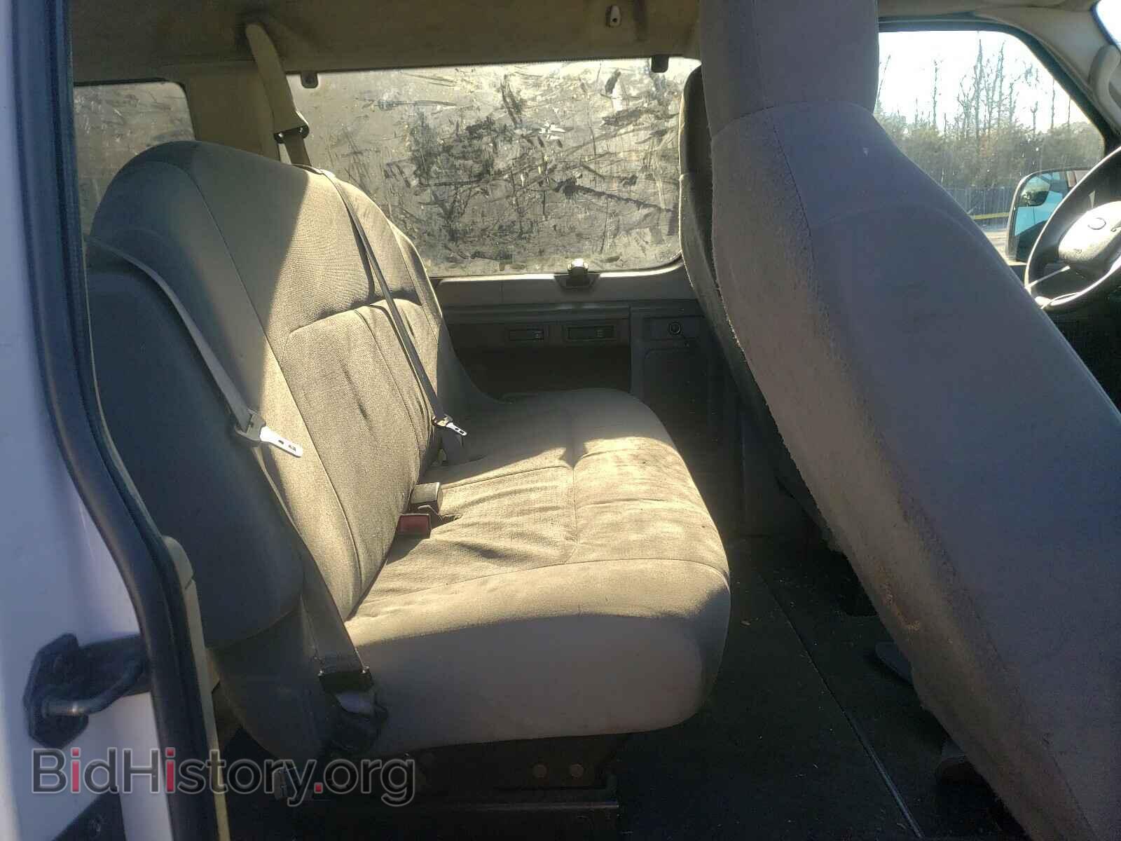 2010 FORD ECONOLINE - VIN: 1FBNE3BL0ADA21784 - Фото 6
