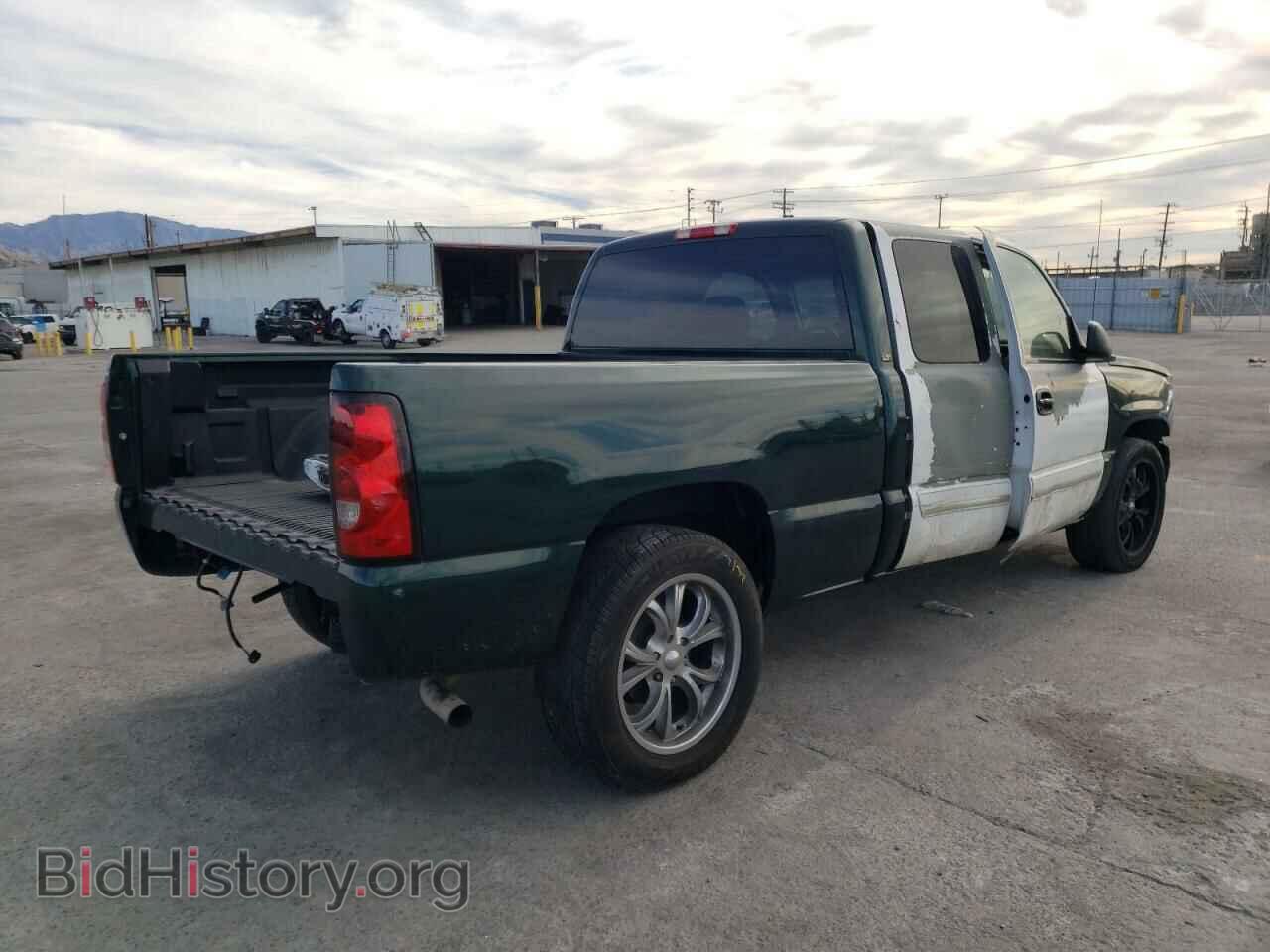 2006 CHEVROLET SILVERADO - VIN: 2GCEC19V561122058 - Фото 4