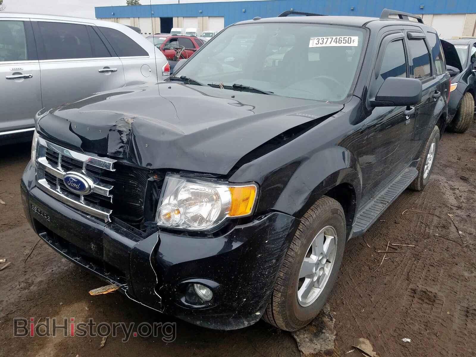 2011 FORD ESCAPE - VIN: 1FMCU0DG6BKB02642 - Фото 2