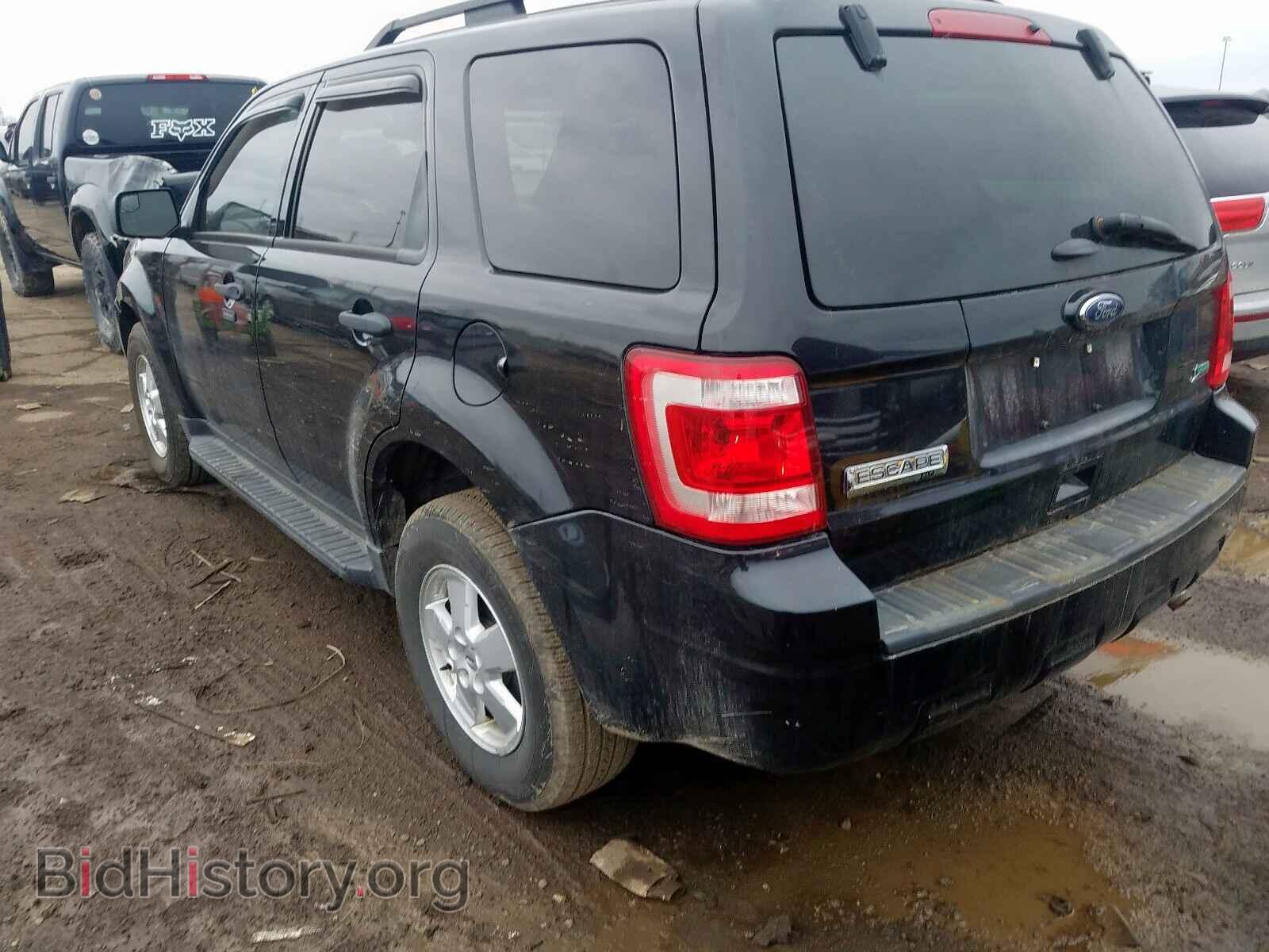 2011 FORD ESCAPE - VIN: 1FMCU0DG6BKB02642 - Фото 3