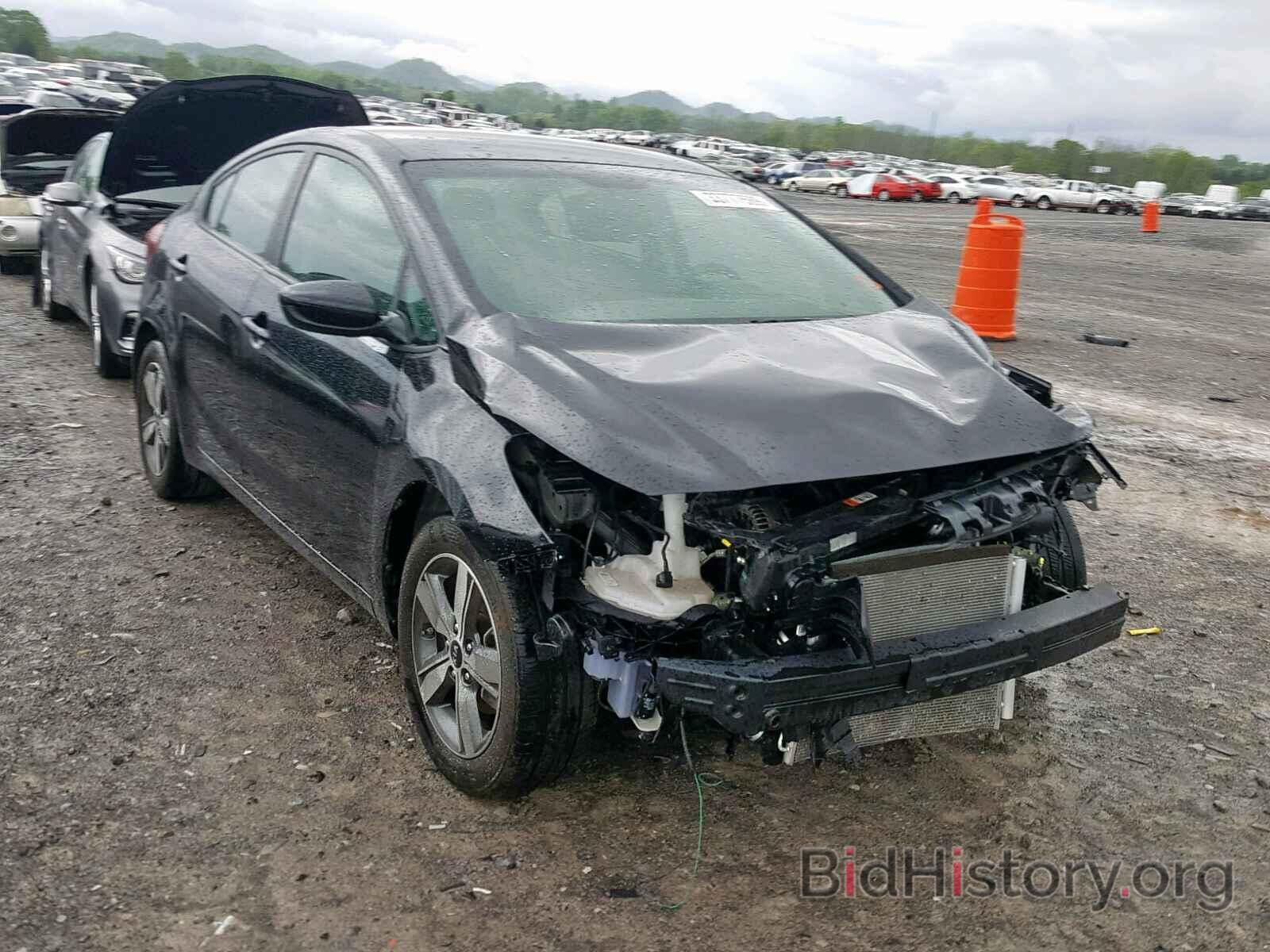 Photo 3KPFL4A75JE194070 - KIA FORTE LX 2018