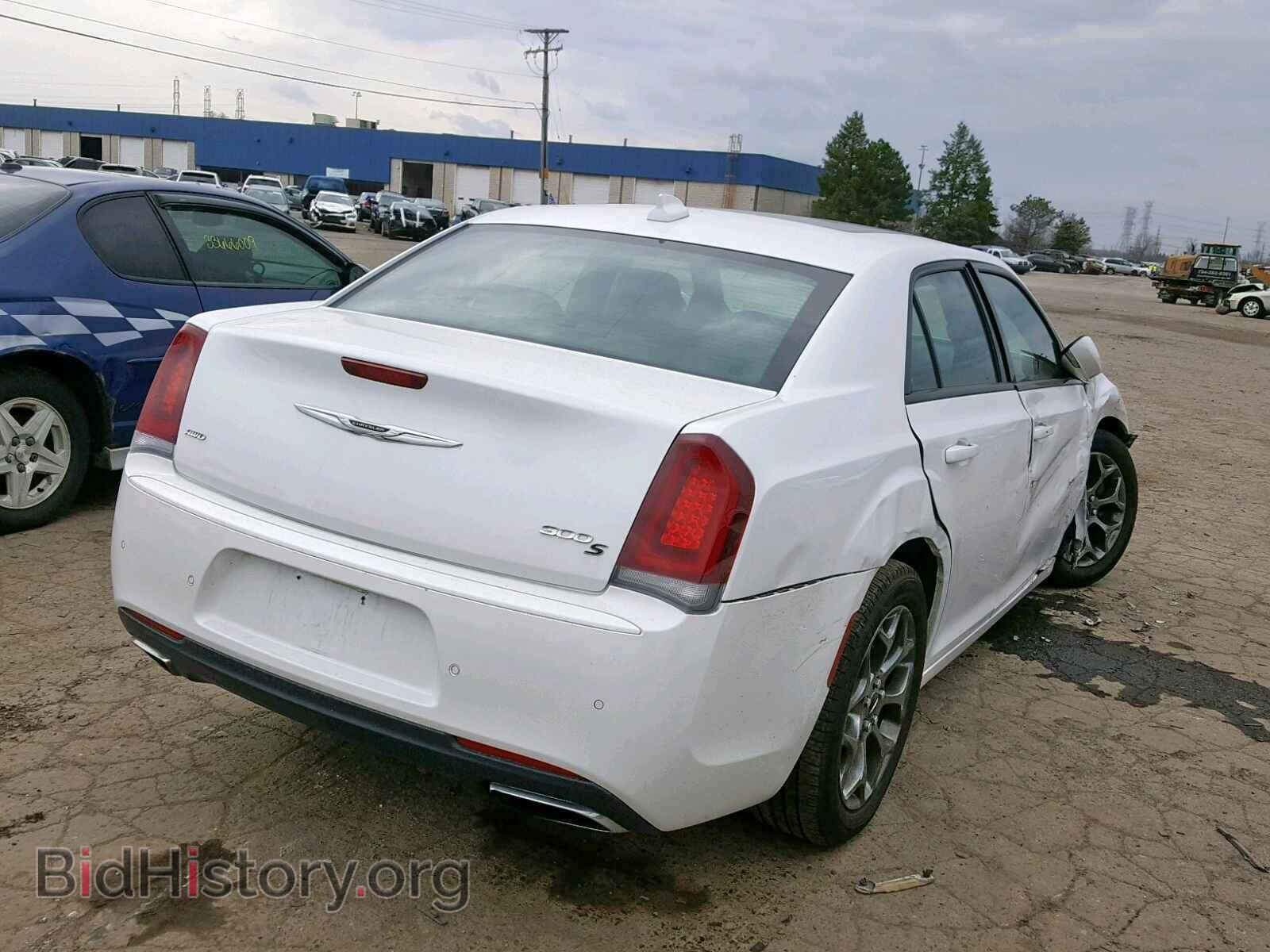 2016 CHRYSLER 300 - VIN: 2C3CCAGG5GH209175 - Фото 4