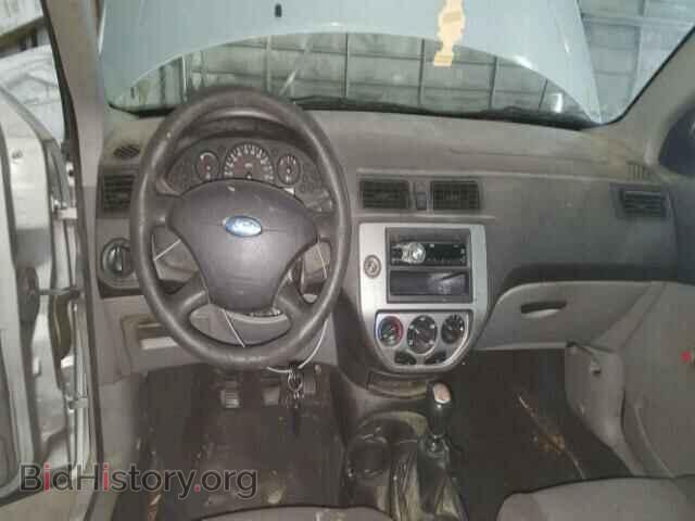 2007 FORD FOCUS - VIN: 1FAFP31N77W255680 - Фото 9