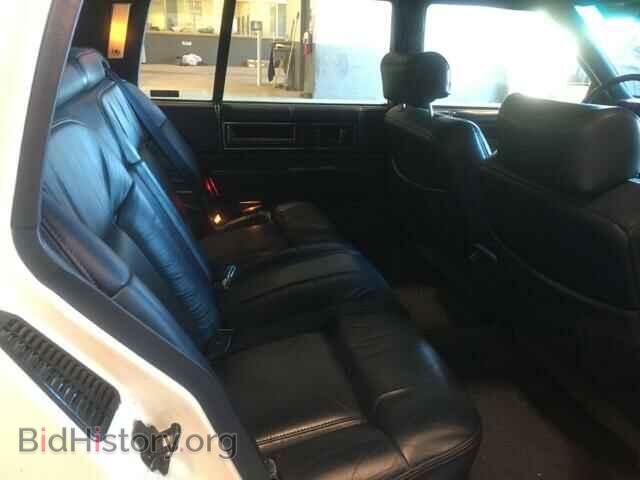 1993 CADILLAC DEVILLE - VIN: 1G6CD53B9P4323657 - Photo 6