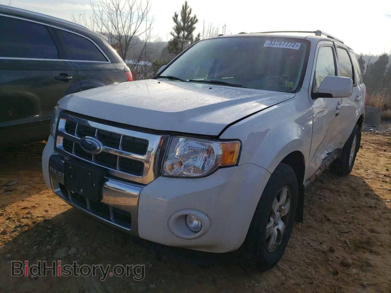 2009 FORD ESCAPE - VIN: 1FMCU94709KB39975 - Фото 2