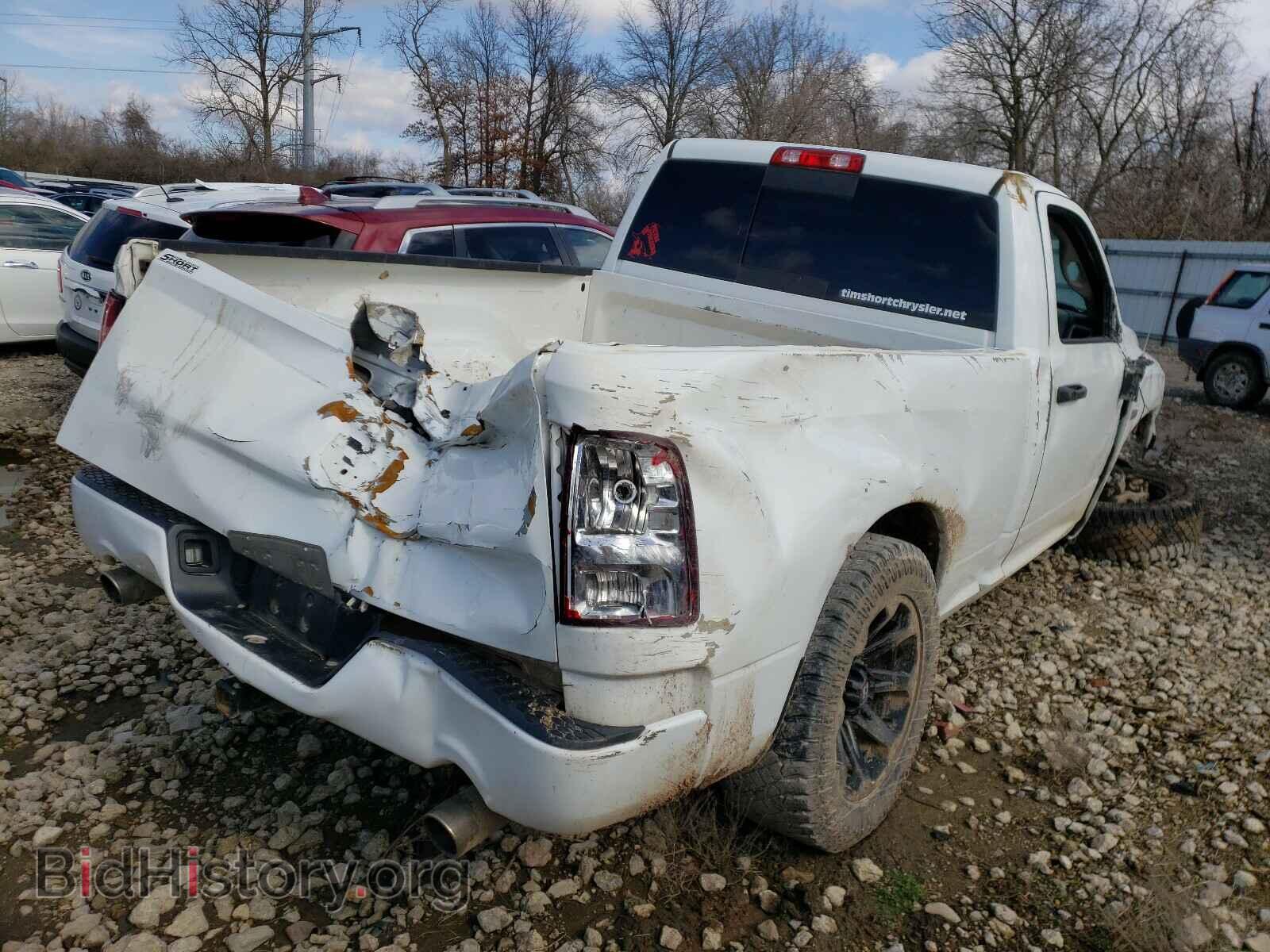 2014 RAM 1500 - VIN: 3C6JR7AT5EG209207 - Фото 4