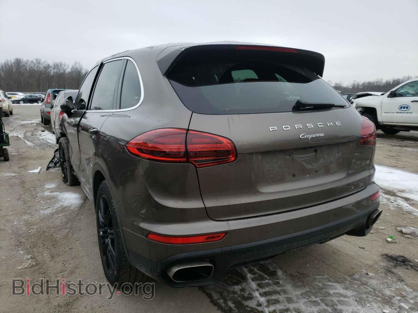 2016 PORSCHE CAYENNE - VIN: WP1AA2A20GLA03887 - Photo 3