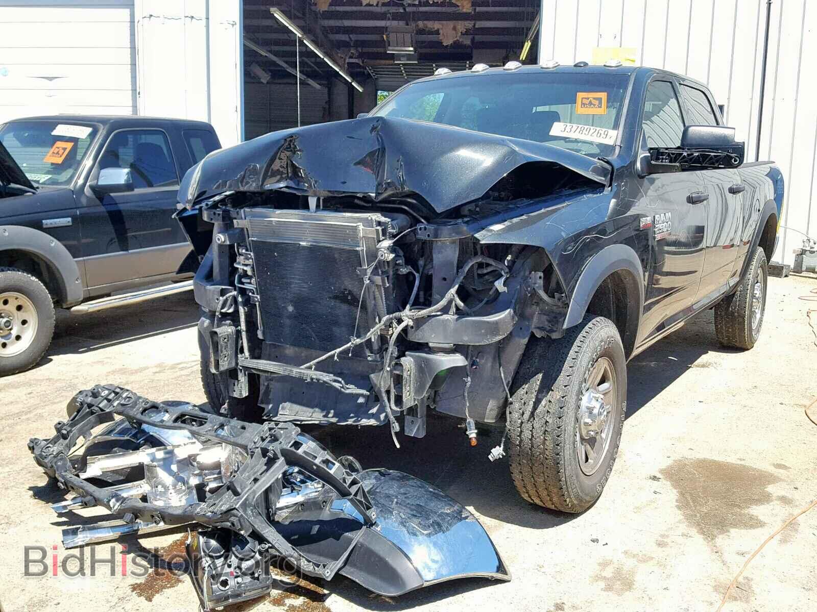 2017 RAM 2500 ST - VIN: 3C6UR5CJ3HG720299 - Фото 2