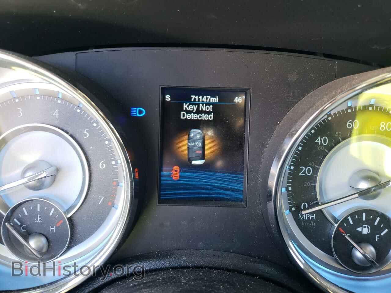 2014 CHRYSLER 300 - VIN: 2C3CCARG3EH142098 - Фото 8