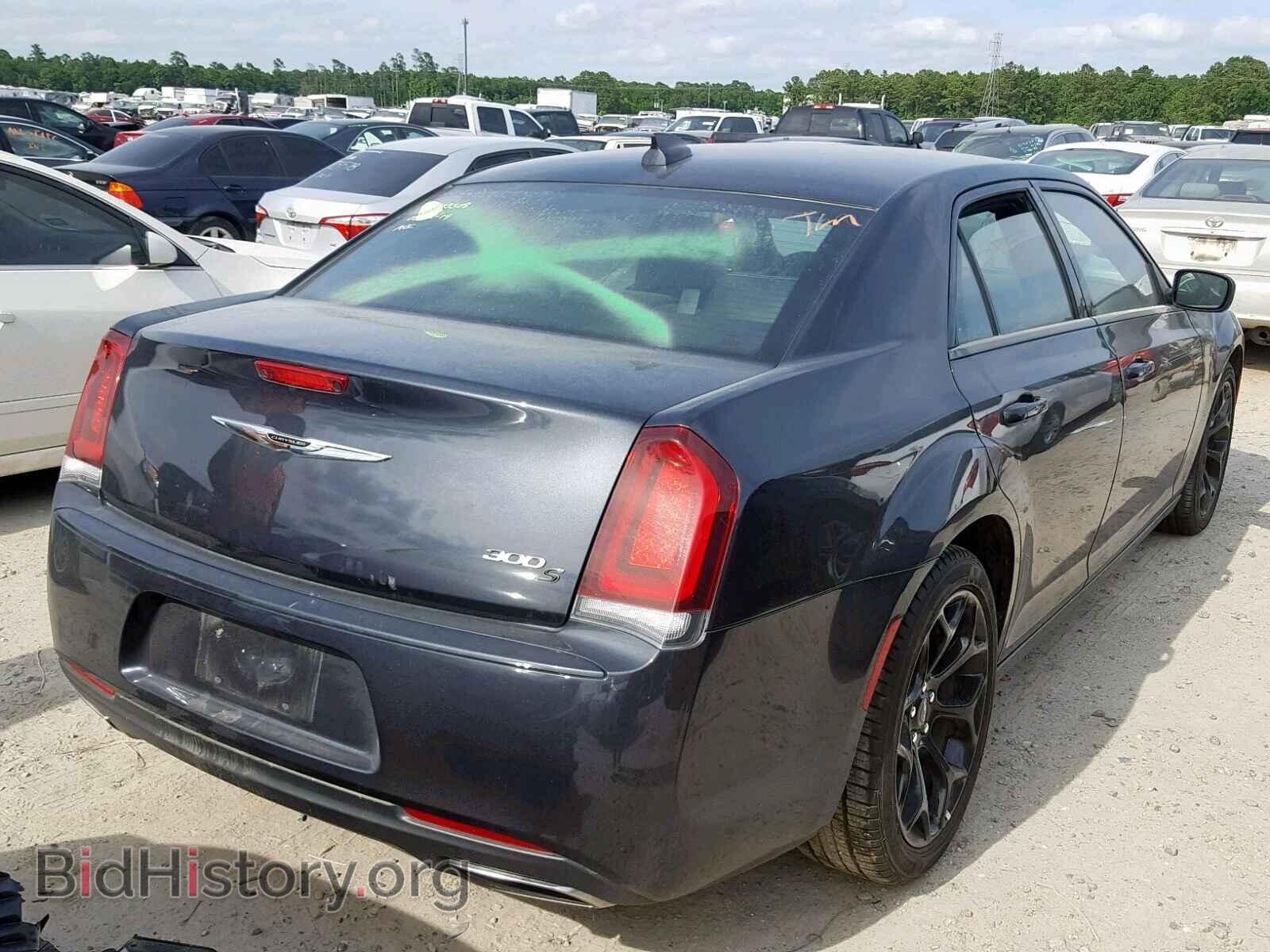 2019 CHRYSLER 300 - VIN: 2C3CCABG7KH559553 - Фото 4
