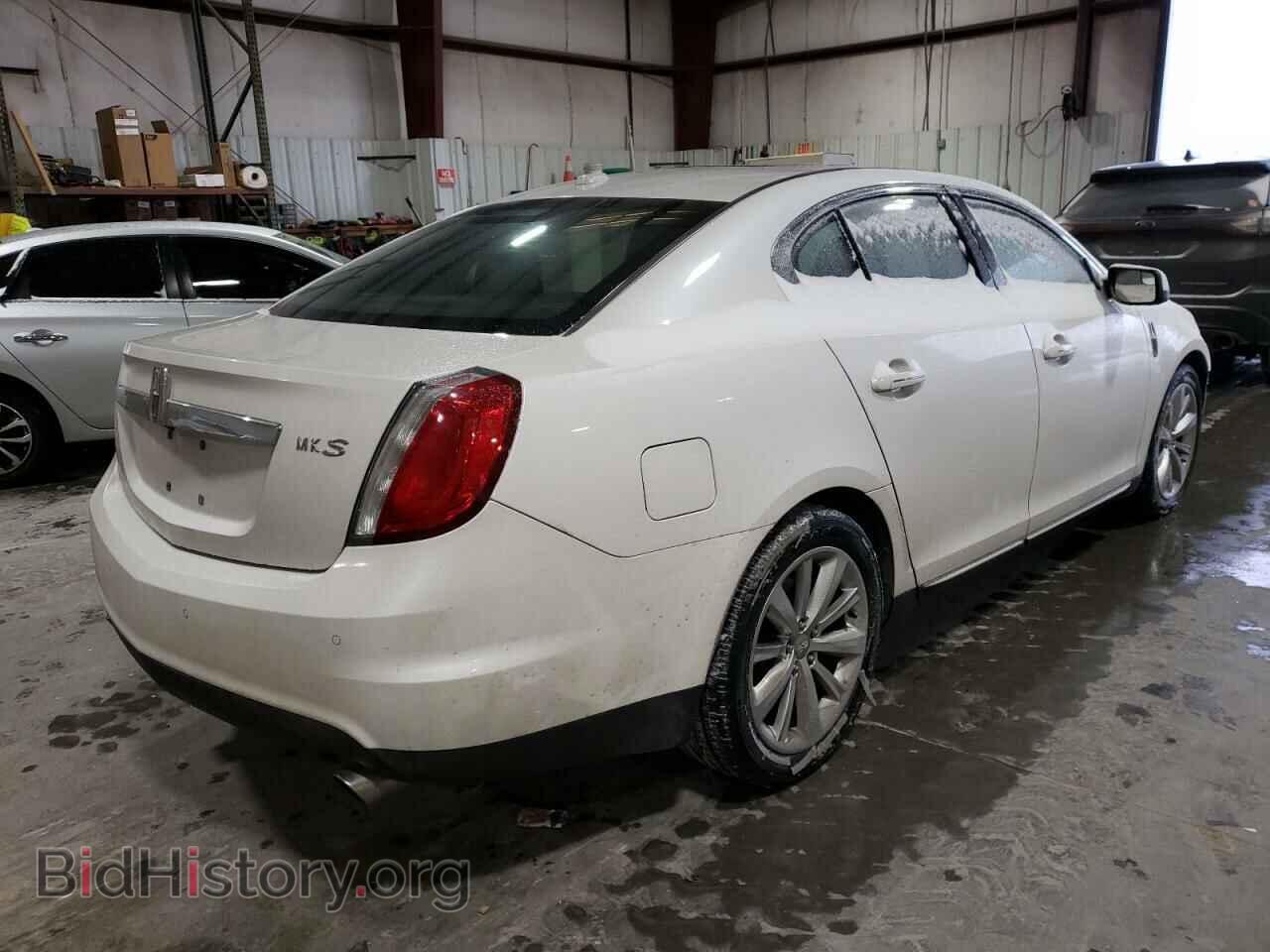 2011 LINCOLN MKS - VIN: 1LNHL9DR7BG608434 - Фото 4