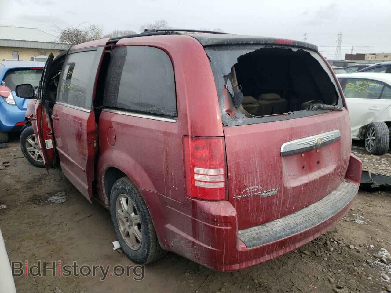 2008 CHRYSLER MINIVAN - VIN: 2A8HR54P78R674346 - Фото 3