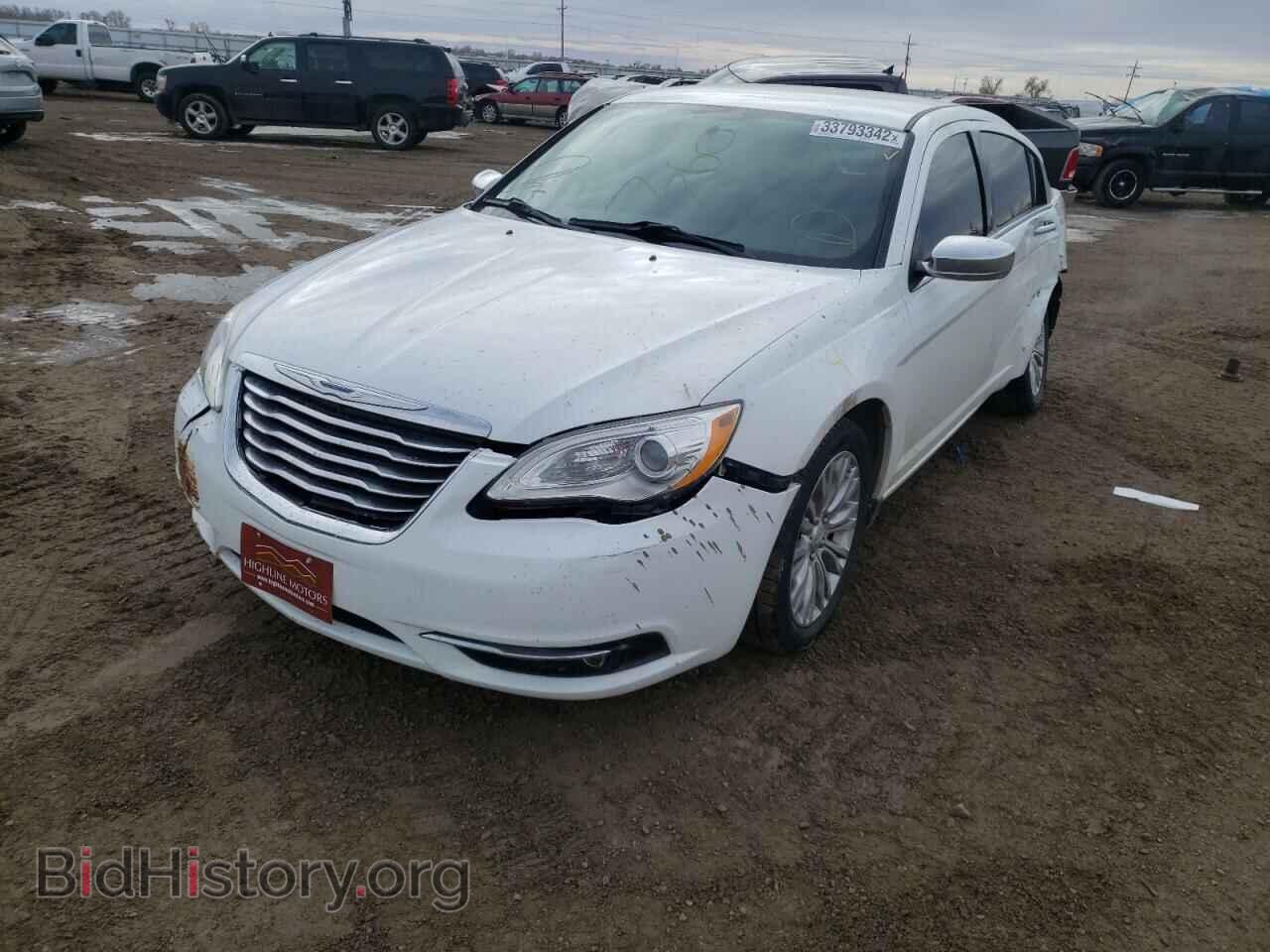 2012 CHRYSLER 200 - VIN: 1C3CCBCG7CN326494 - Фото 2