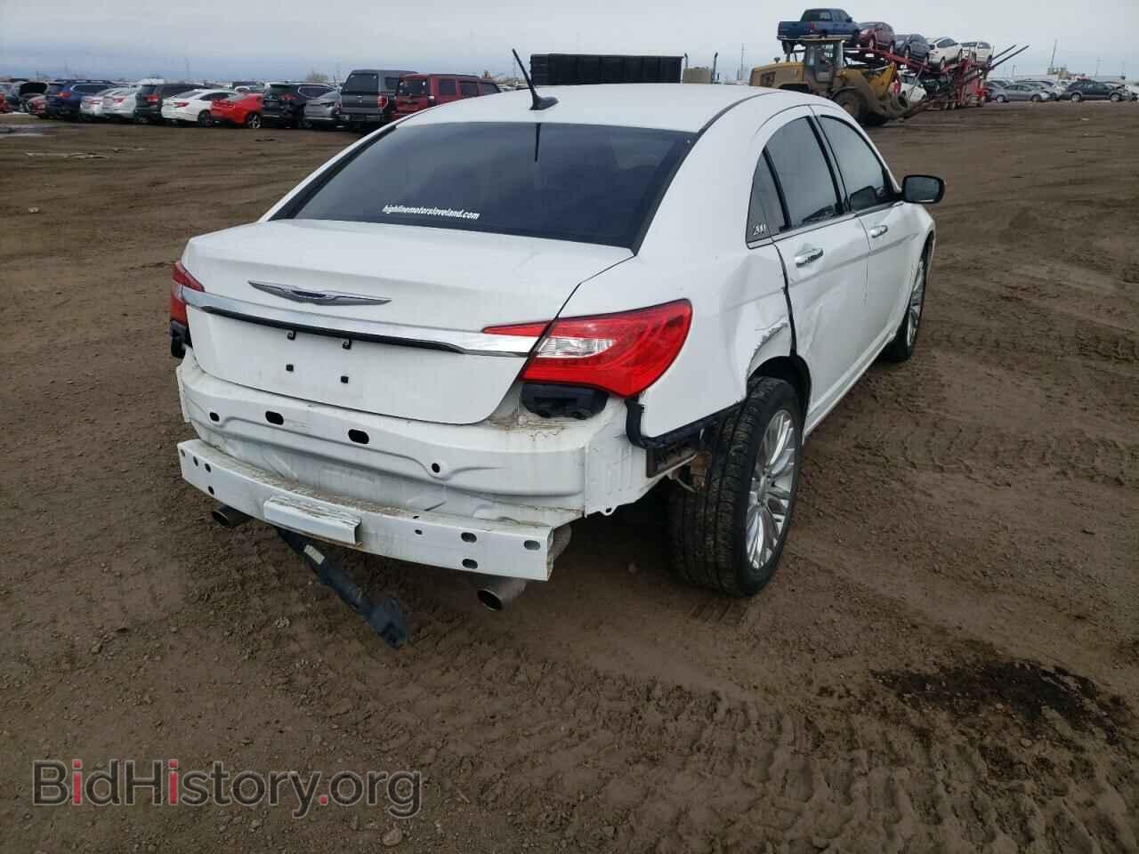 2012 CHRYSLER 200 - VIN: 1C3CCBCG7CN326494 - Фото 4