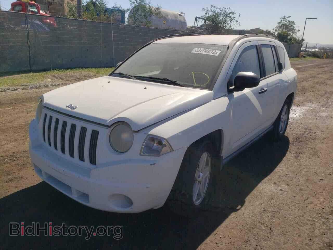 2007 JEEP COMPASS - VIN: 1J8FT47037D386018 - Фото 2