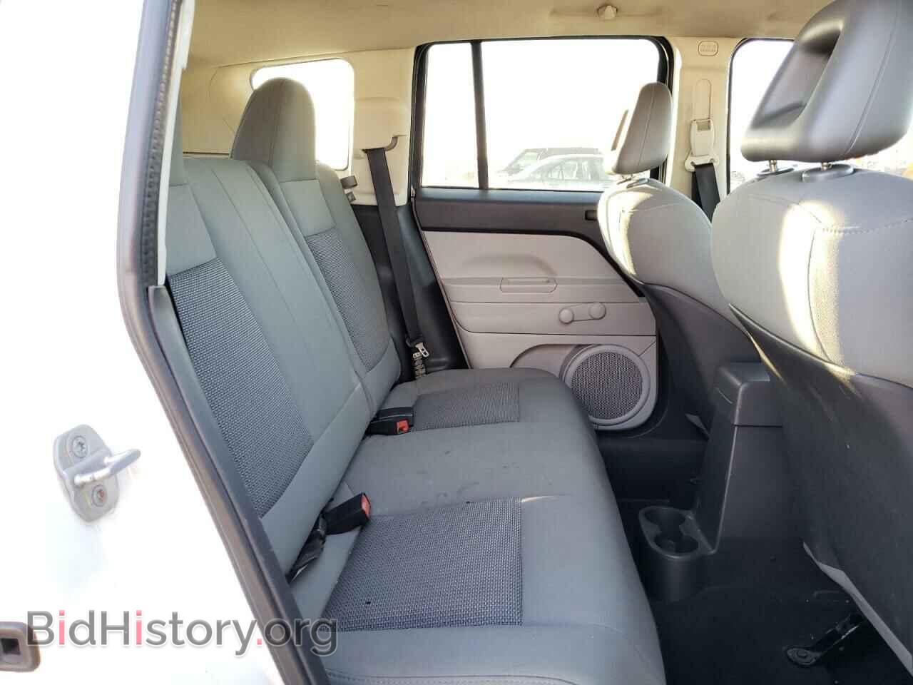 2007 JEEP COMPASS - VIN: 1J8FT47037D386018 - Фото 6
