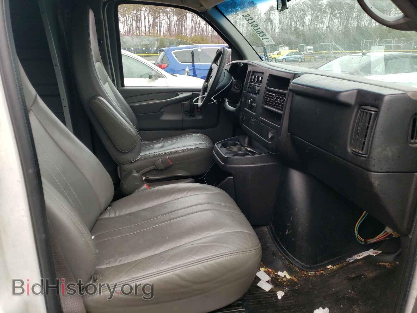 2011 CHEVROLET EXPRESS - VIN: 1GCSGAFX4B1144551 - Фото 5