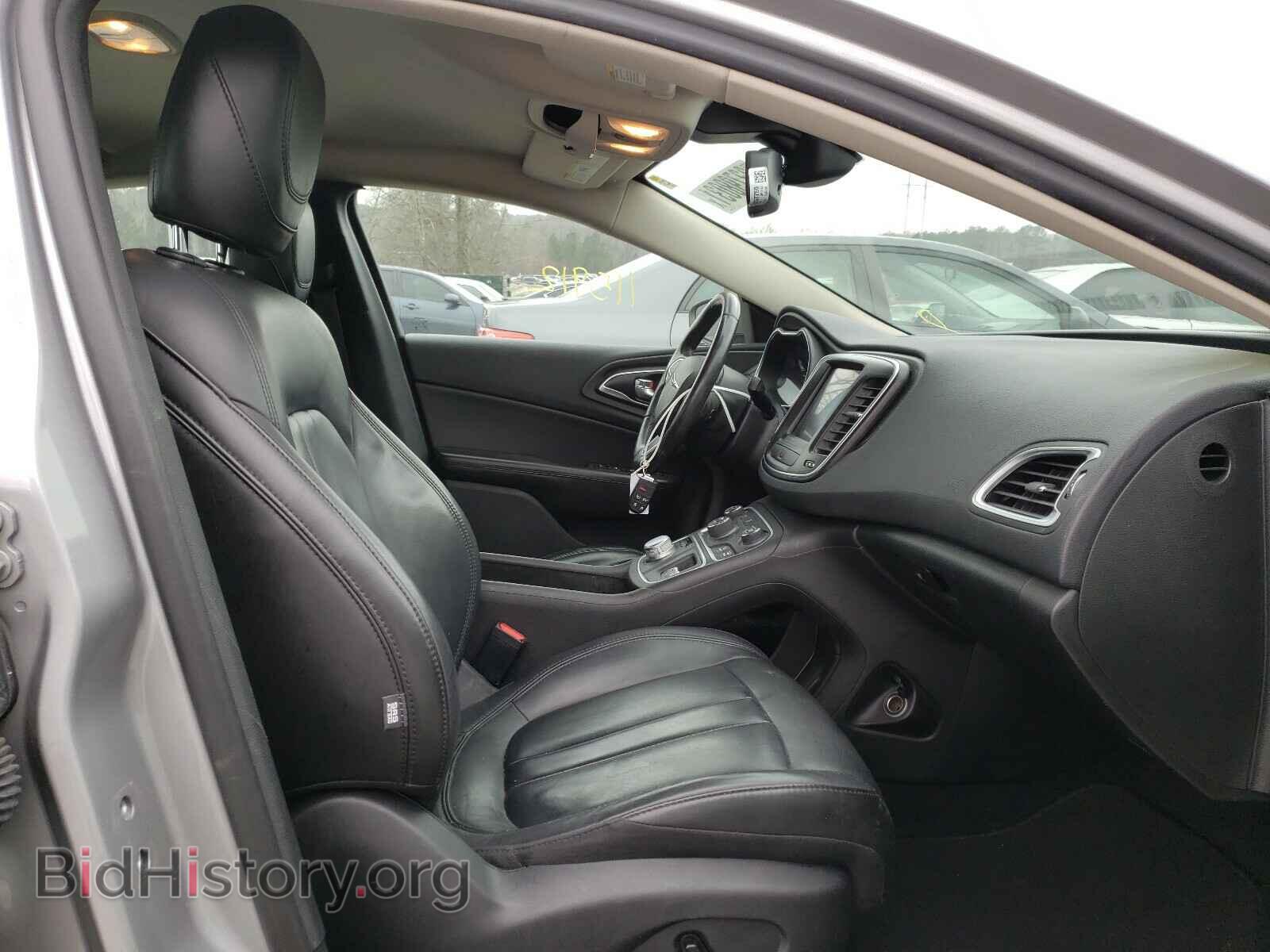 2016 CHRYSLER 200 - VIN: 1C3CCCAB9GN195569 - Photo 5