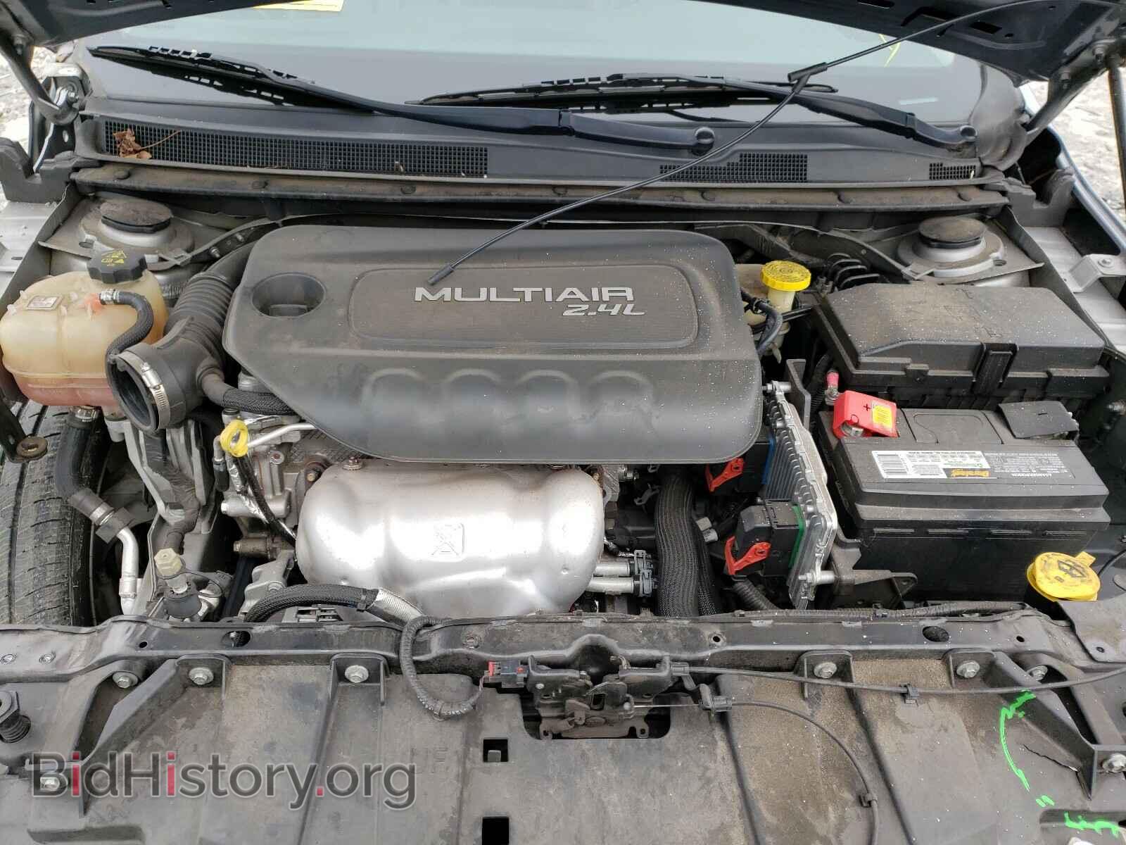 2016 CHRYSLER 200 - VIN: 1C3CCCAB9GN195569 - Photo 7