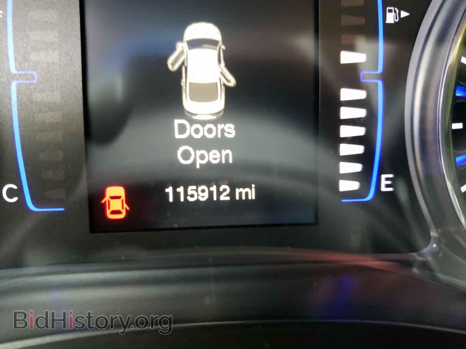 2016 CHRYSLER 200 - VIN: 1C3CCCAB9GN195569 - Photo 8