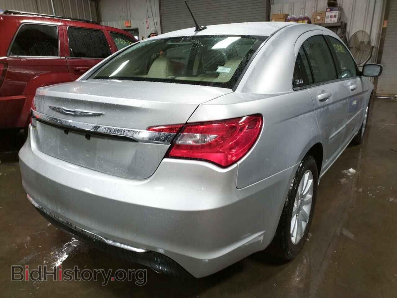 2011 CHRYSLER 200 - VIN: 1C3BC1FG9BN538782 - Фото 4