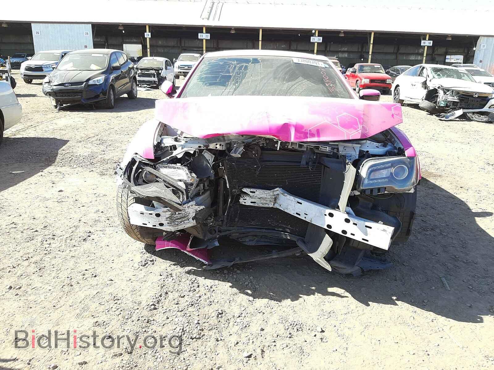 2018 CHRYSLER 300 - VIN: 2C3CCABG1JH261420 - Фото 9