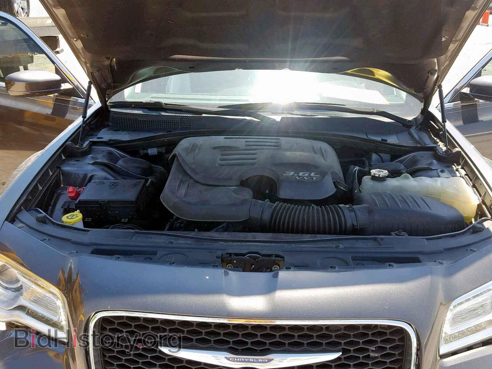 2016 CHRYSLER 300 - VIN: 2C3CCAAG0GH141814 - Фото 7
