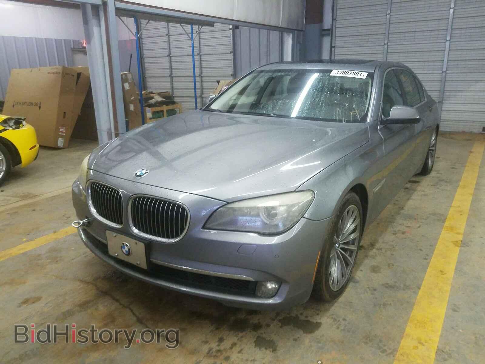 2012 BMW 7 SERIES - VIN: WBAKB4C58CC576209 - Фото 2